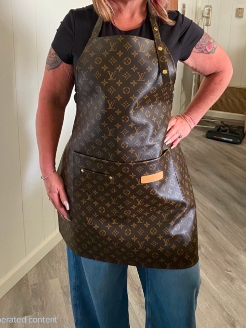 New Monogran Canvas Apron